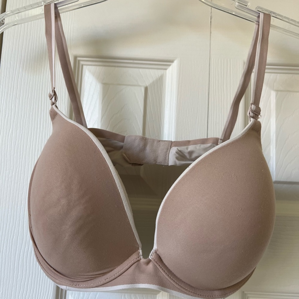 Warner’s Deep Plunge Bra